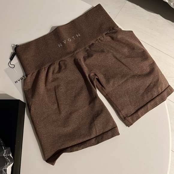 NVGTN Pro Short - Cocoa Size Medium - brand new unworn. - Picture 2 of 2